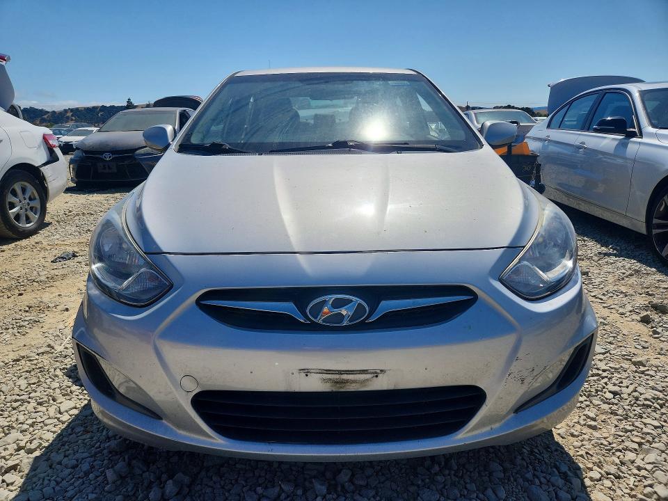 Photo 5 from auction – 2013 HYUNDAI ACCENT with VIN KMHCT4AE0DU550797
