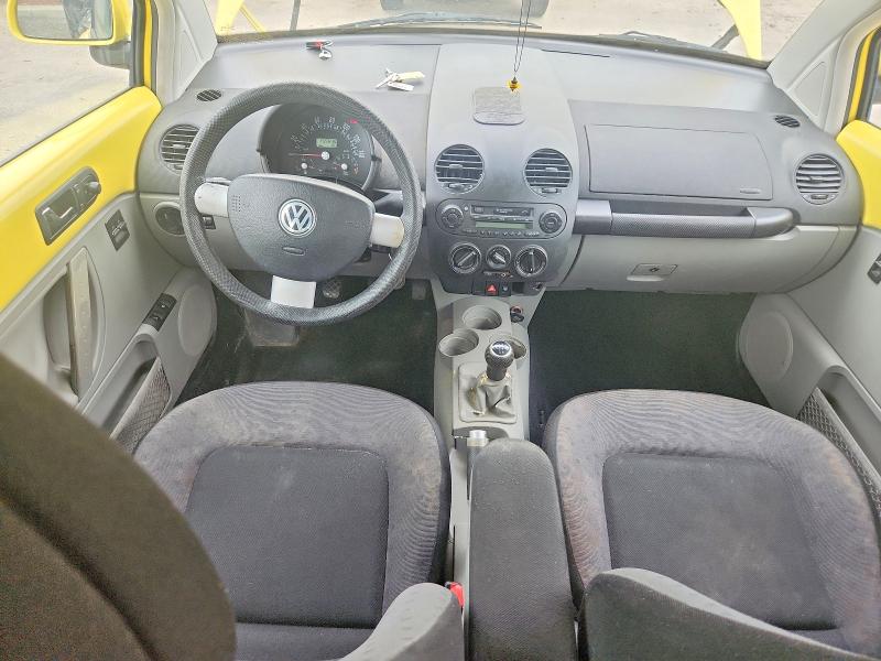 Photo 8 from auction – 2000 VOLKSWAGEN NEW BEETLE with VIN 3VWCA21C8YM439967
