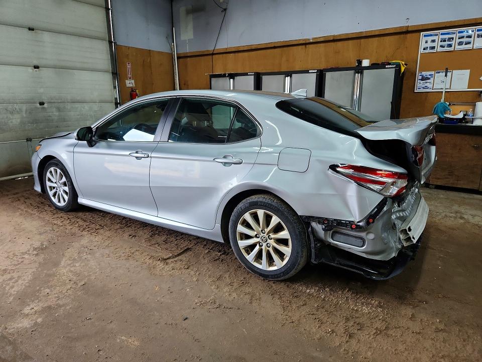 Photo 2 from auction – 2020 TOYOTA CAMRY with VIN 4T1C11AK0LU387769