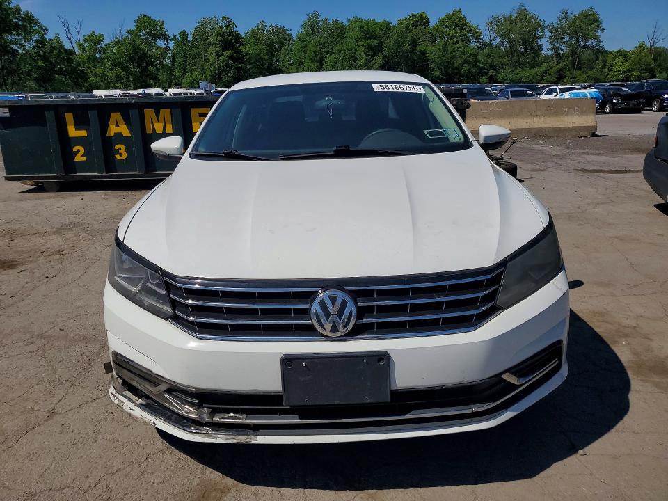 Photo 5 from auction – 2018 VOLKSWAGEN PASSAT with VIN 1VWAA7A30JC016604