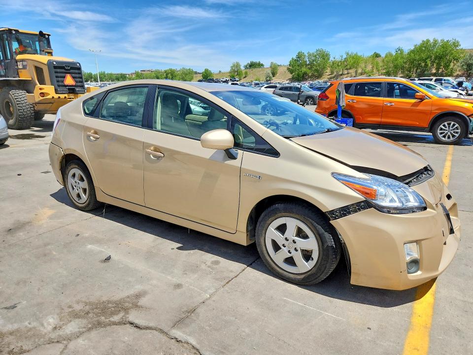 Zdjęcie 4 z aukcji – 2011 TOYOTA PRIUS z VIN JTDKN3DU4B1477133