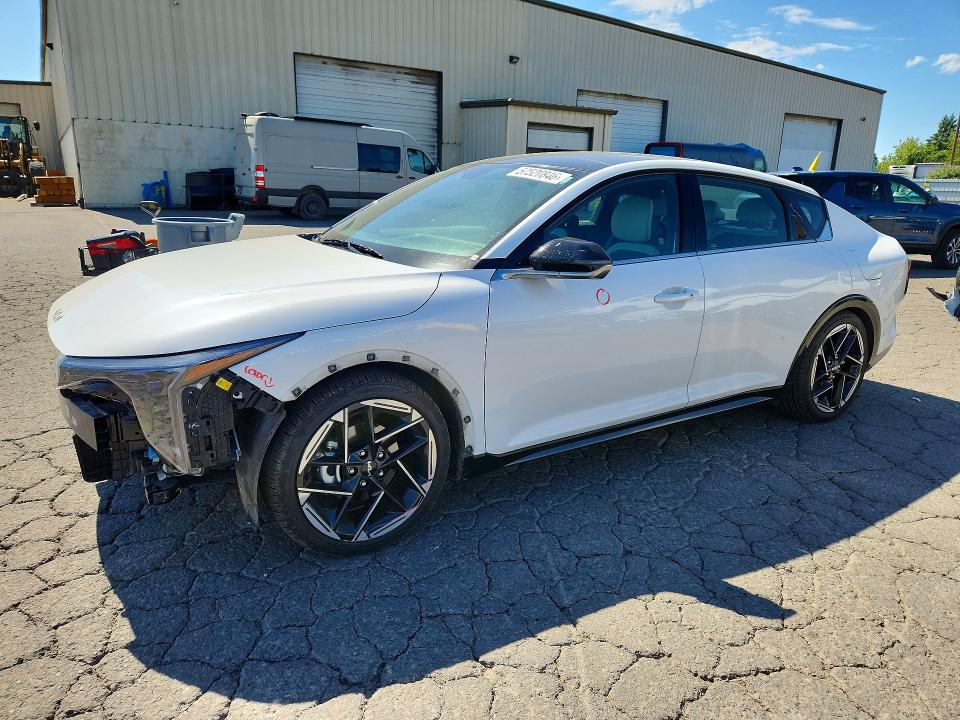 KIA K4 2025 with VIN 3KPFW4DE5SE204468 - Photo from auction
