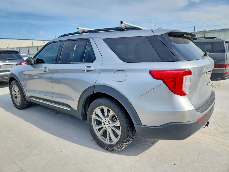 Фото 2 с аукциона – 2020 FORD EXPLORER с VIN 1FMSK7DH5LGB92518