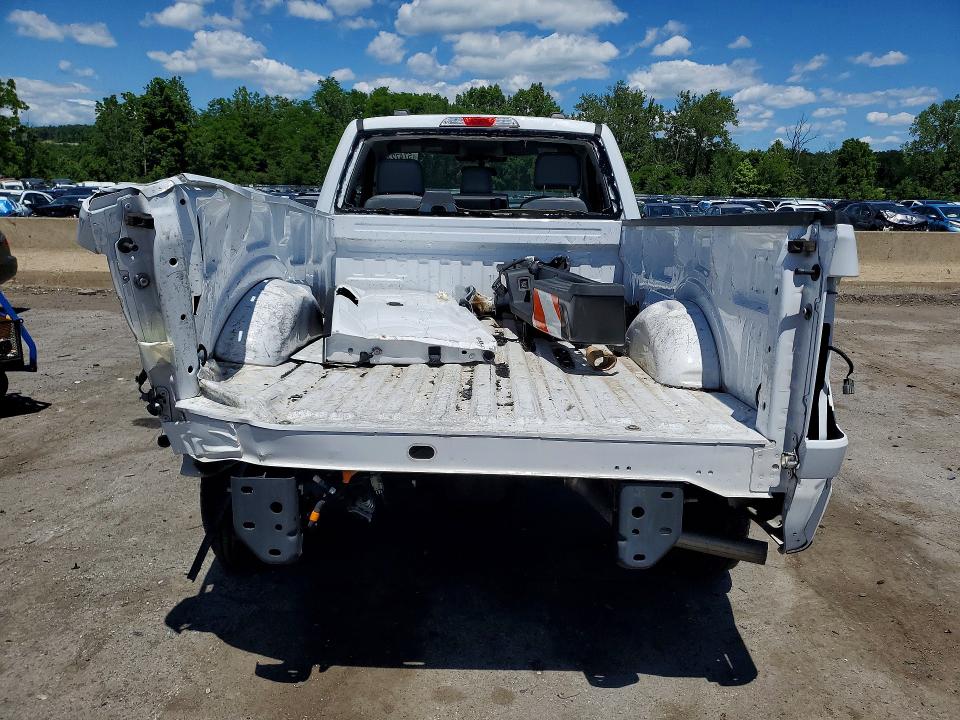 Photo 6 from auction – 2022 FORD F150 with VIN 1FTMF1CB0NKD90175