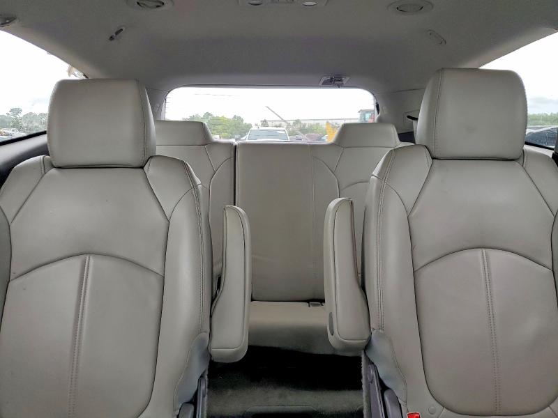 Photo 10 from auction – 2017 CHEVROLET TRAVERSE with VIN 1GNKRHKD4HJ180321