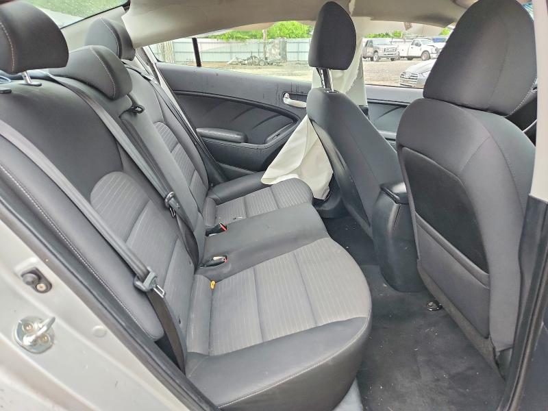 Photo 10 from auction – 2017 KIA FORTE with VIN 3KPFL4A7XHE098770