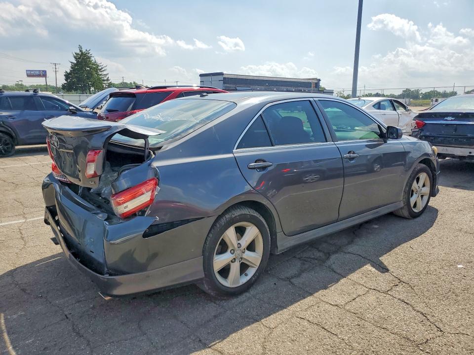 Photo 3 from auction – 2011 TOYOTA CAMRY with VIN 4T1BF3EK8BU221226