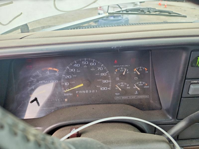 Photo 9 from auction – 1997 CHEVROLET GMT-400 with VIN 1GCHC39FXVF047589