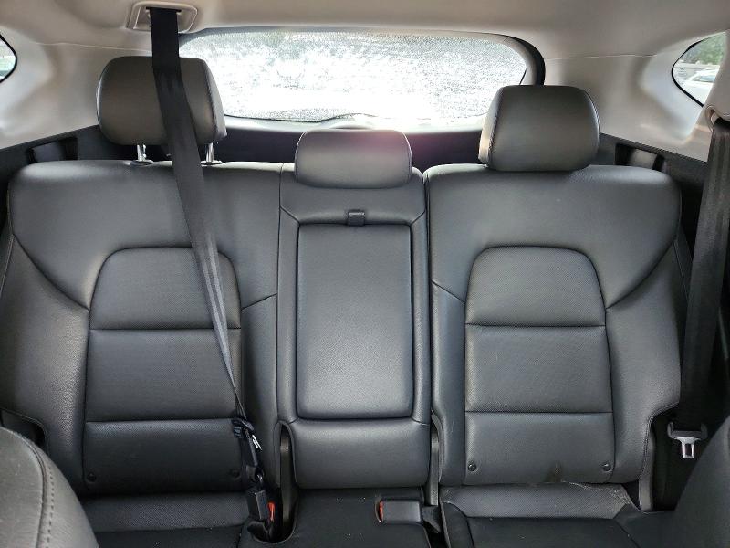 Photo 10 from auction – 2017 HYUNDAI TUCSON with VIN KM8J33A28HU460777