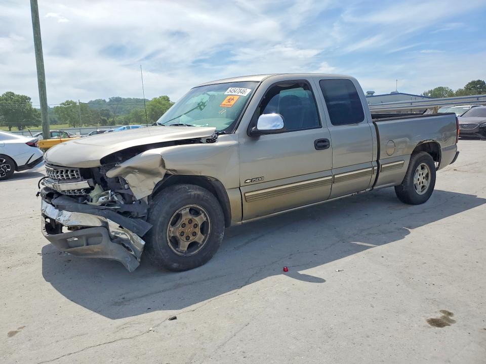 CHEVROLET SILVERADO 1500 2002 with VIN 2GCEC19V321335990 - Photo from auction