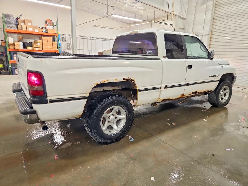 Photo 3 from auction – 1997 DODGE RAM 1500 with VIN 3B7HF13Z9VG816516