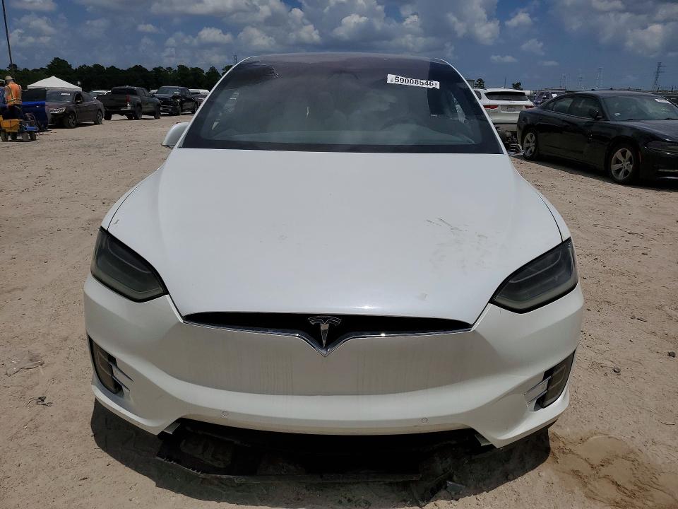 Photo 5 from auction – 2017 TESLA MODEL X with VIN 5YJXCBE28HF049634