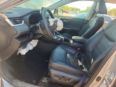 Photo 7 from auction – 2024 TOYOTA RAV4 with VIN 2T3DWRFVXRW229205