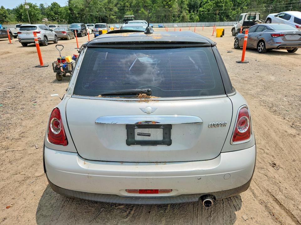 Photo 6 from auction – 2012 MINI COOPER with VIN WMWSU3C56CT368947