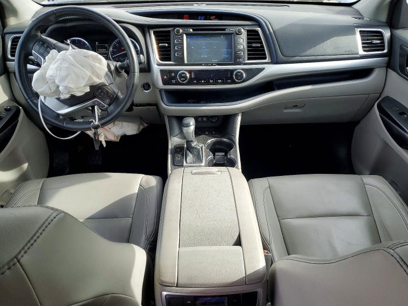 صورة رقم 8 من المزاد - 2018 TOYOTA HIGHLANDER مع VIN 5TDJZRFH4JS881005