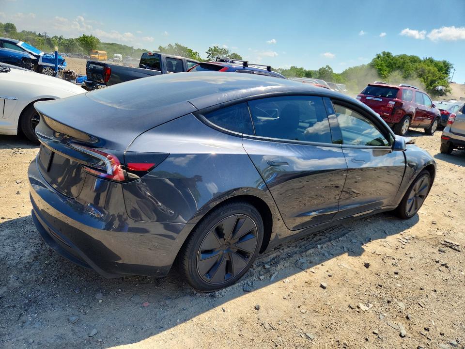 Photo 3 from auction – 2025 TESLA MODEL 3 with VIN 5YJ3E1EA2SF966327