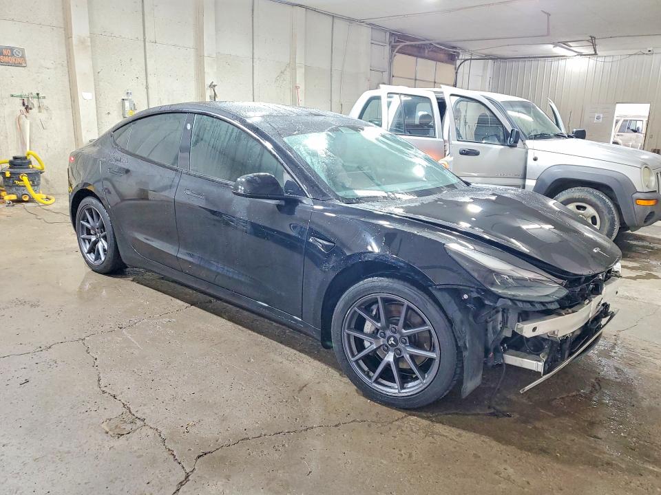 Photo 4 from auction – 2021 TESLA MODEL 3 with VIN 5YJ3E1EB2MF965559