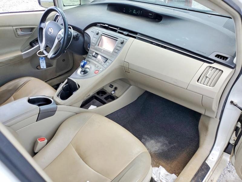 Photo 8 from auction – 2015 TOYOTA PRIUS with VIN JTDKN3DU0F0475195