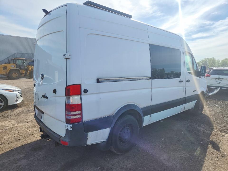 Photo 3 from auction – 2007 DODGE SPRINTER with VIN WD0PE745375154706