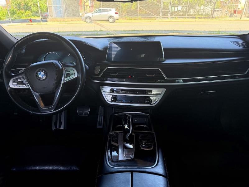 Photo 7 from auction – 2019 BMW 750I with VIN WBA7F2C56K8240643