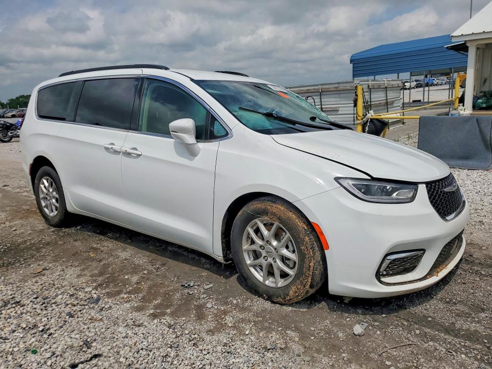 Photo 4 from auction – 2022 CHRYSLER PACIFICA with VIN 2C4RC1BG4NR192275