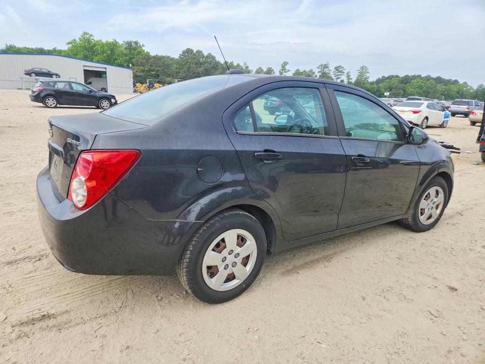 Photo 3 from auction – 2015 CHEVROLET SONIC with VIN 1G1JA5SH3F4185883
