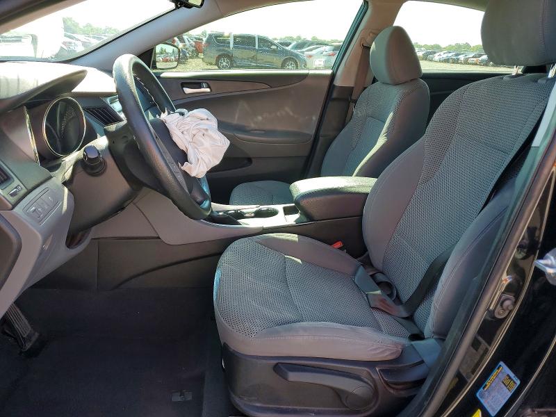 Photo 7 from auction – 2013 HYUNDAI SONATA with VIN 5NPEB4AC0DH552137