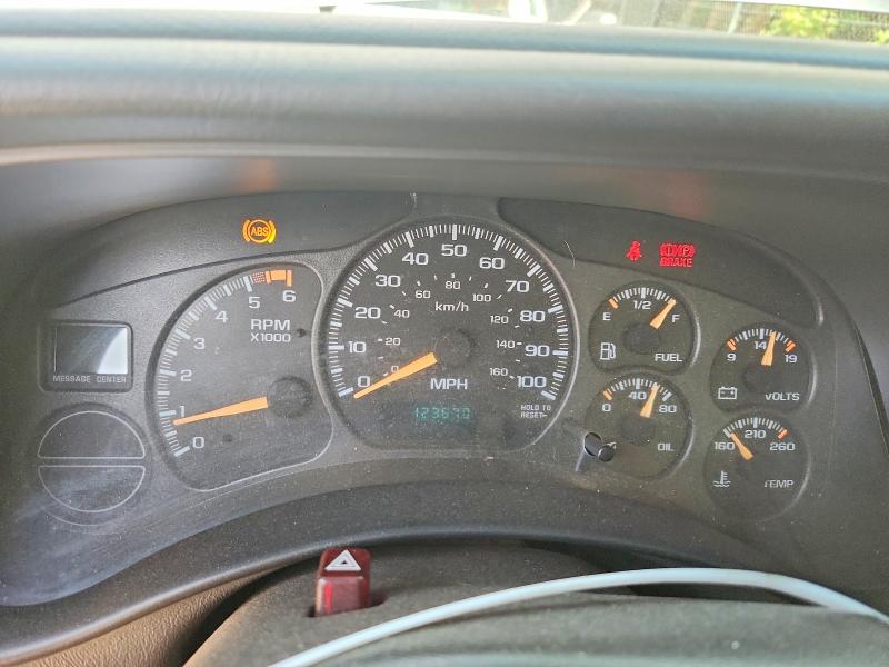 Photo 9 from auction – 2002 CHEVROLET SILVERADO with VIN 1GCEC14W02Z144373