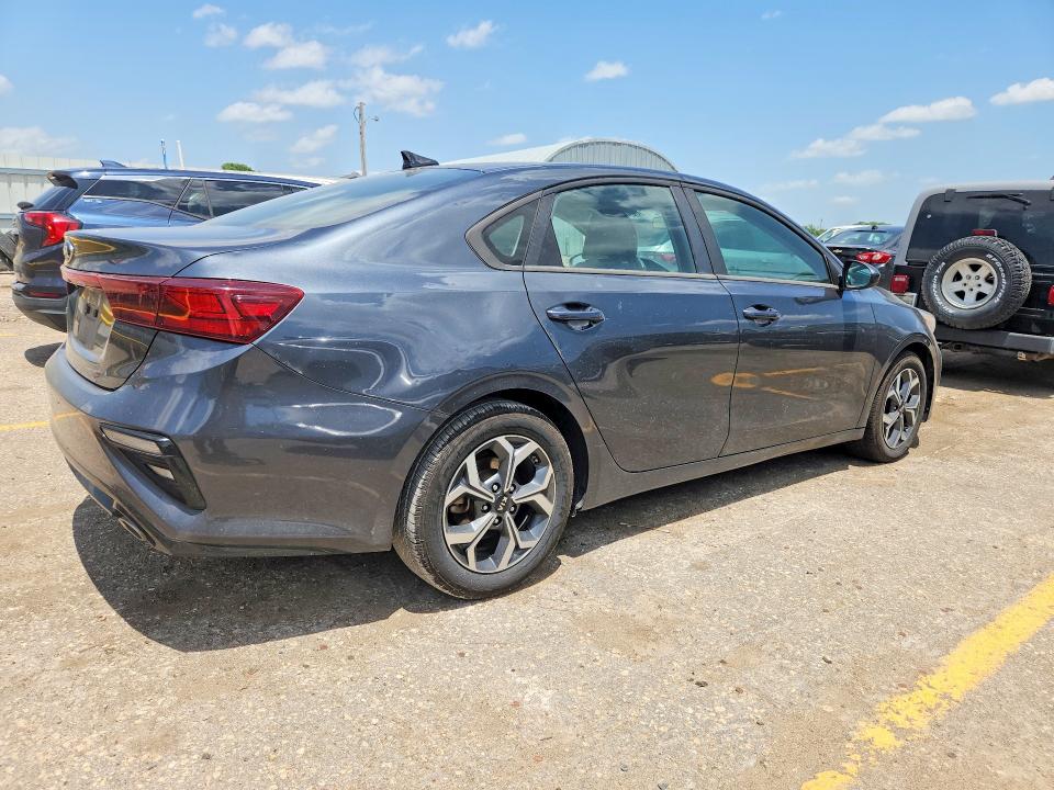 Photo 3 from auction – 2019 KIA FORTE with VIN 3KPF24AD5KE120920