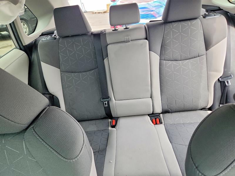 Photo 10 from auction – 2022 TOYOTA RAV4 with VIN 2T3W1RFV8NC176409