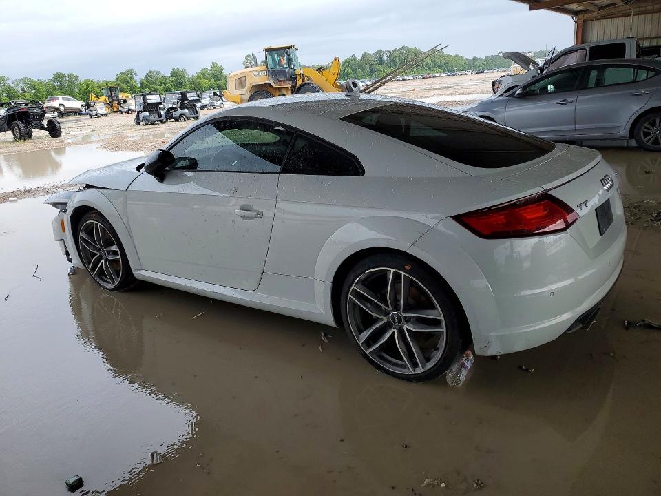 Photo 2 from auction – 2017 AUDI TT with VIN TRUC5AFV5H1002555