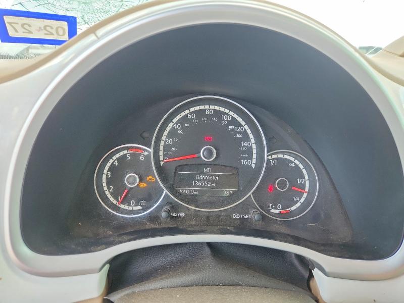 Photo 9 from auction – 2014 VOLKSWAGEN BEETLE with VIN 3VWRL7AT9EM654884