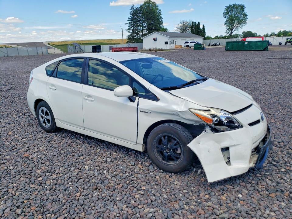 Photo 4 from auction – 2014 TOYOTA PRIUS with VIN JTDKN3DU3E1738188