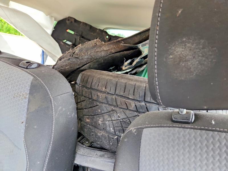 Photo 10 from auction – 2017 FORD ESCAPE with VIN 1FMCU9GD6HUC00136