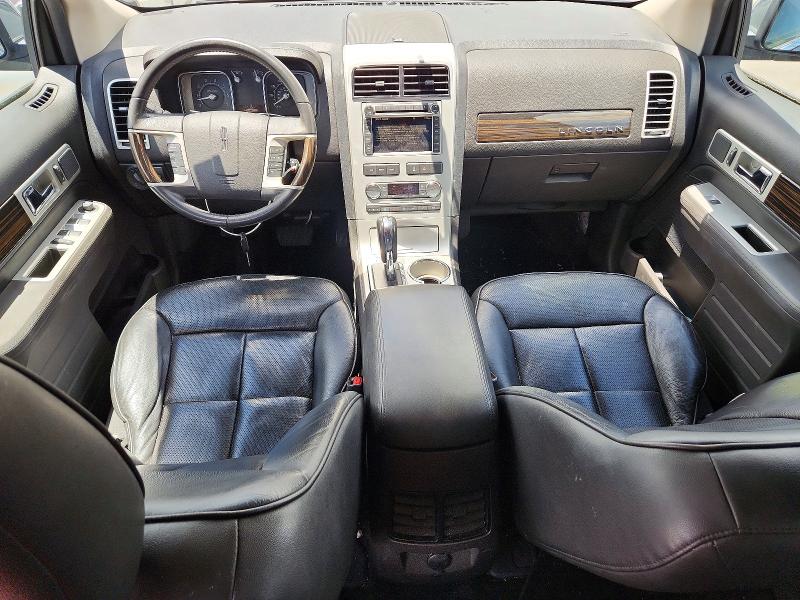 Photo 8 from auction – 2010 LINCOLN MKX with VIN 2LMDJ8JC4ABJ16873