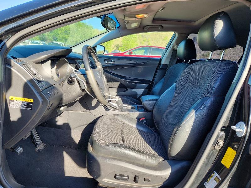 Photo 7 from auction – 2012 HYUNDAI SONATA with VIN 5NPEC4AC1CH399831