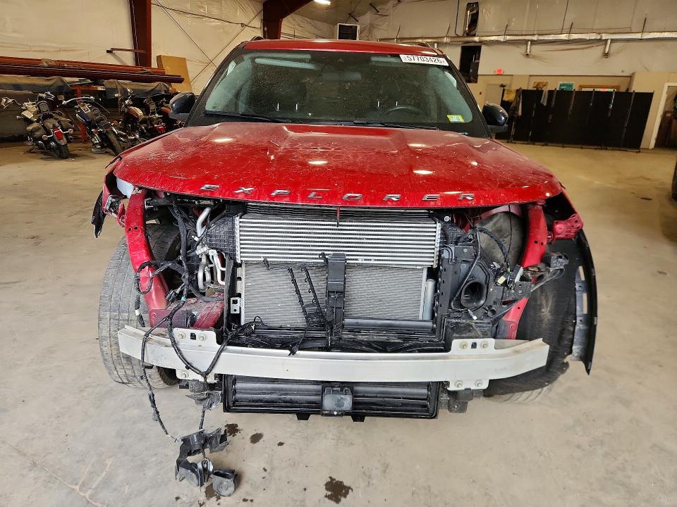 Photo 5 from auction – 2023 FORD EXPLORER with VIN 1FMSK8DH9PGB05683
