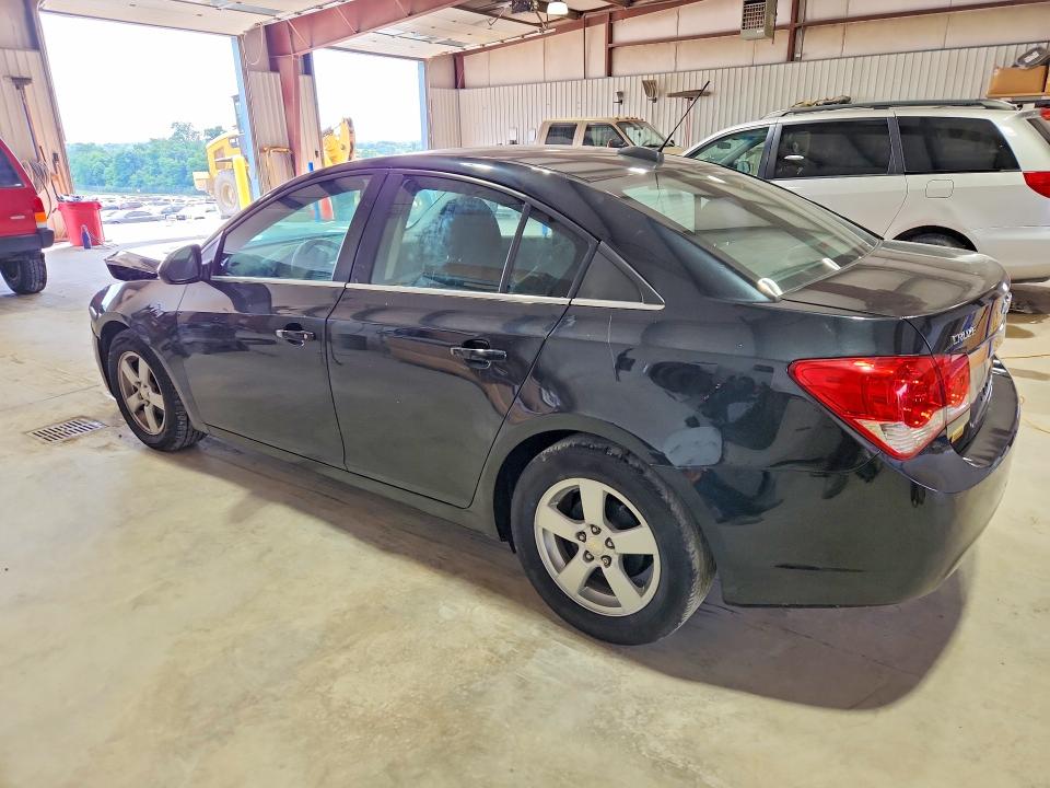 Photo 2 from auction – 2015 CHEVROLET CRUZE with VIN 1G1PC5SB9F7221932