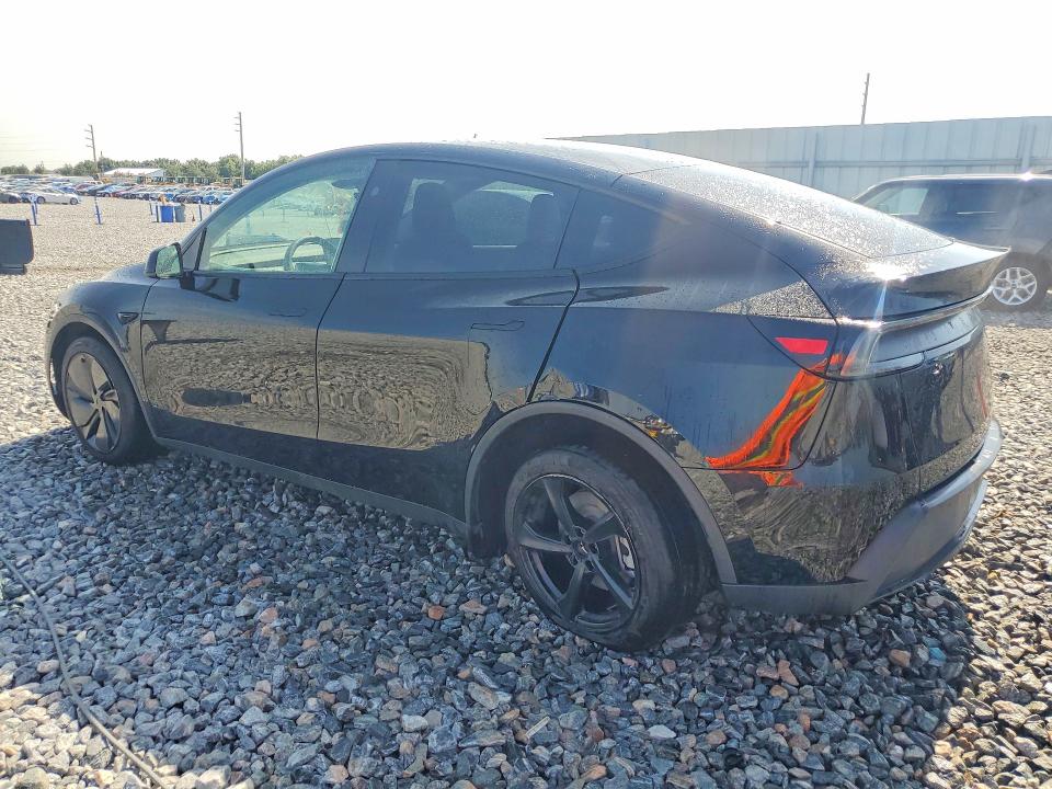 Фото 2 с аукциона – 2026 TESLA MODEL Y с VIN 7SAYGDED6TF381394