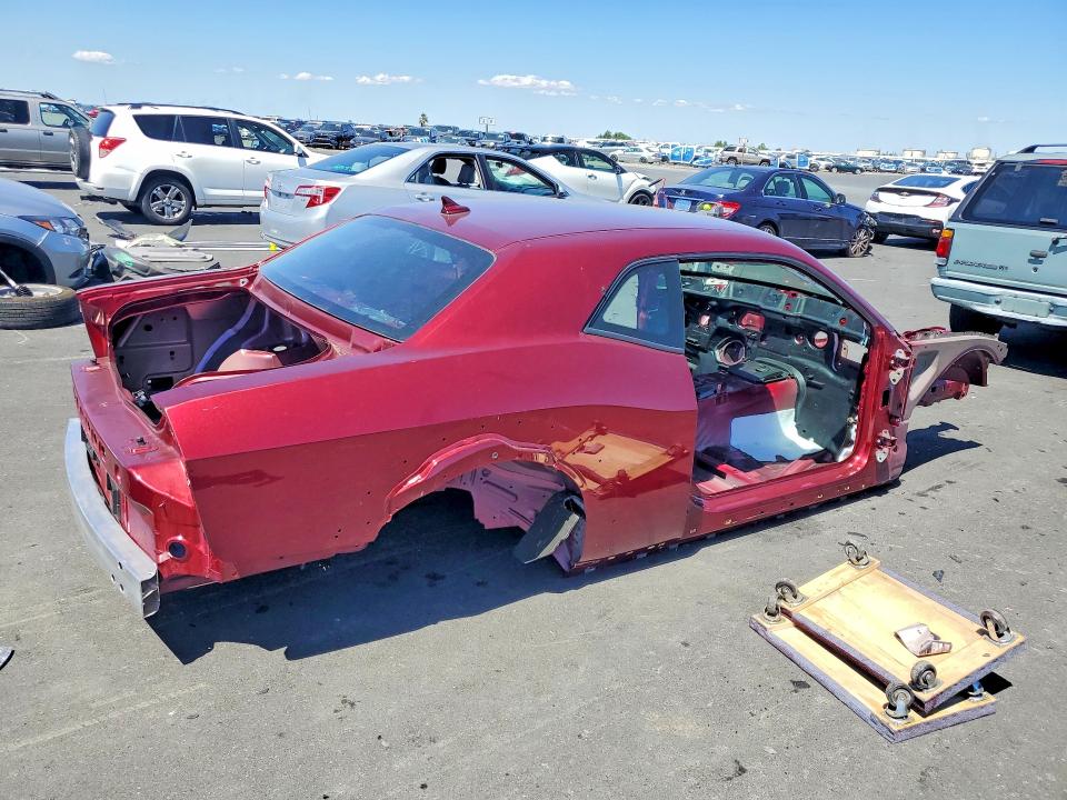 Photo 3 from auction – 2023 DODGE CHALLENGER with VIN 2C3CDZC90PH573832
