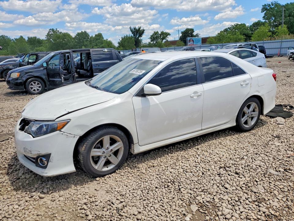TOYOTA CAMRY 2014 с VIN 4T1BF1FK3EU415248 - Фото с аукциона