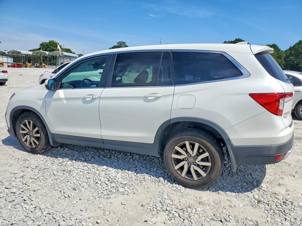 Photo 2 from auction – 2021 HONDA PILOT with VIN 5FNYF5H53MB018224