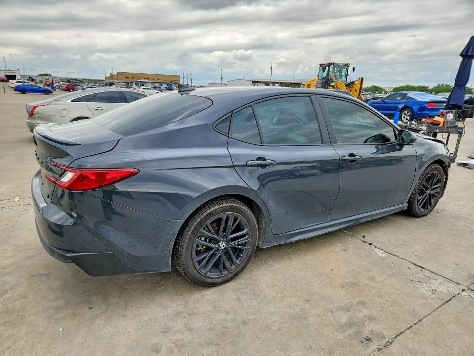 صورة رقم 3 من المزاد - 2025 TOYOTA CAMRY مع VIN 4T1DAACK6SU035232