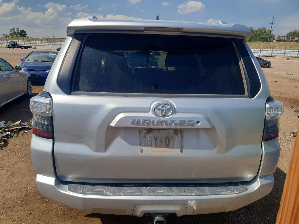 Photo 6 from auction – 2016 TOYOTA 4RUNNER with VIN JTEBU5JR2G5281105