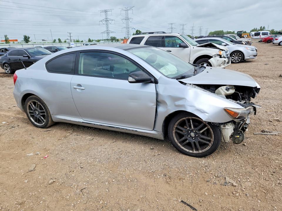 Photo 4 from auction – 2005 SCION TC with VIN JTKDE177350012333