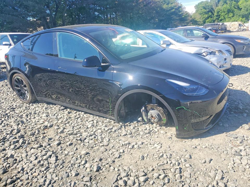 صورة رقم 4 من المزاد - 2025 TESLA MODEL Y مع VIN 7SAYGDED0SF314028