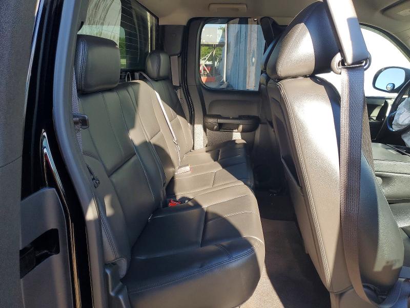 Photo 10 from auction – 2013 CHEVROLET SILVERADO with VIN 1GCRKSE73DZ356043