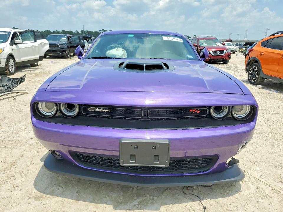 Photo 5 from auction – 2023 DODGE CHALLENGER with VIN 2C3CDZBT5PH605798