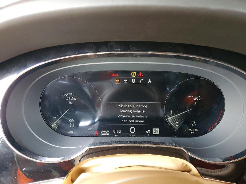 Photo 9 from auction – 2021 BENTLEY BENTAYGA with VIN SJAAM2ZV8MC035958
