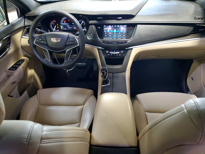 Photo 8 from auction – 2017 CADILLAC XT5 with VIN 1GYKNARS7HZ319563